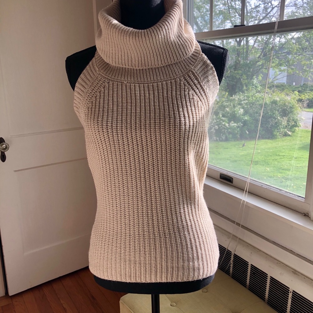 Sleeveless Sweater